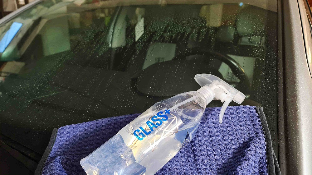 Gyeon Q2M Glass+ - čistič okien s tekutými stieračmi