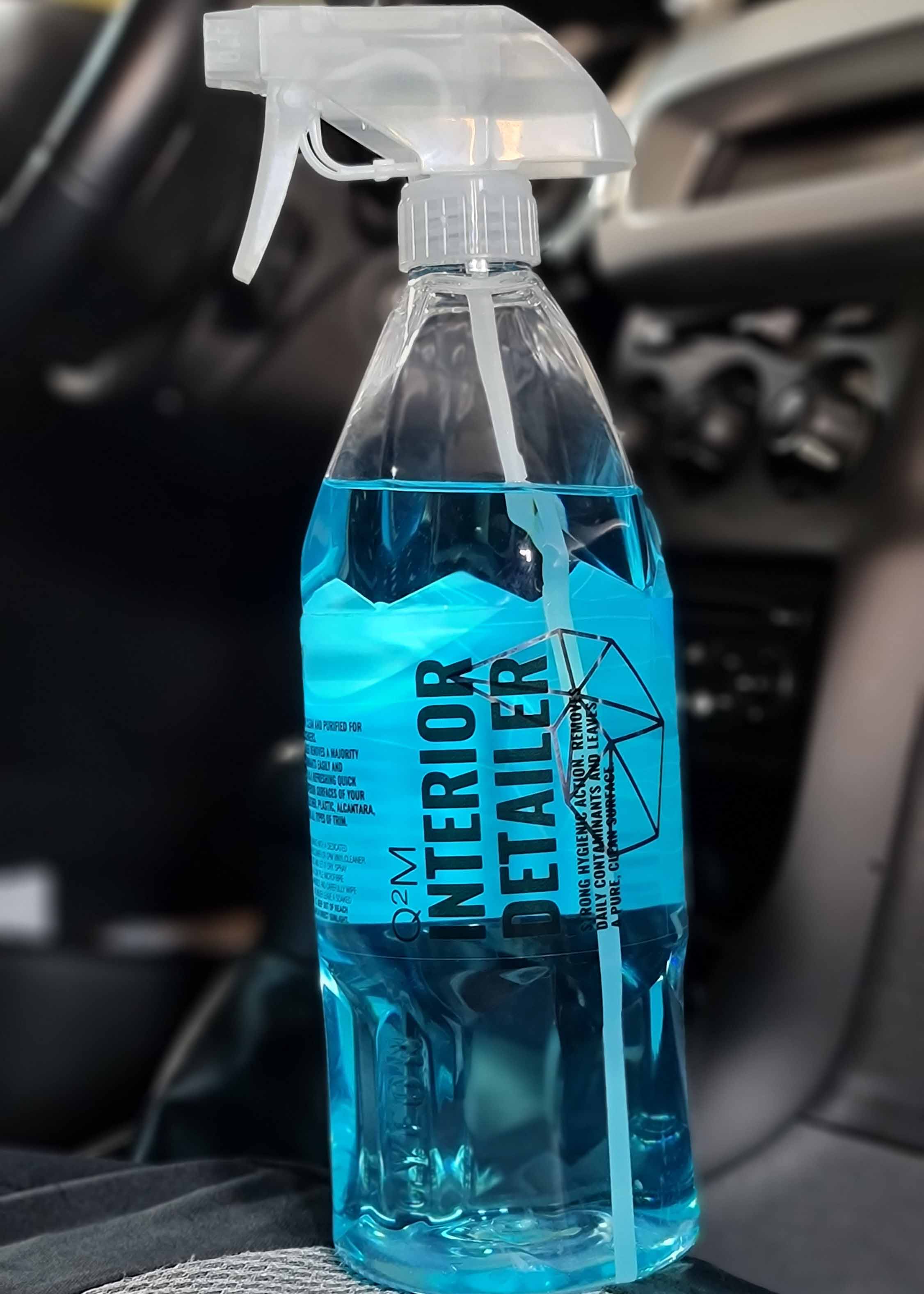 Gyeon Q2M InteriorDetailer - interiérový detailér